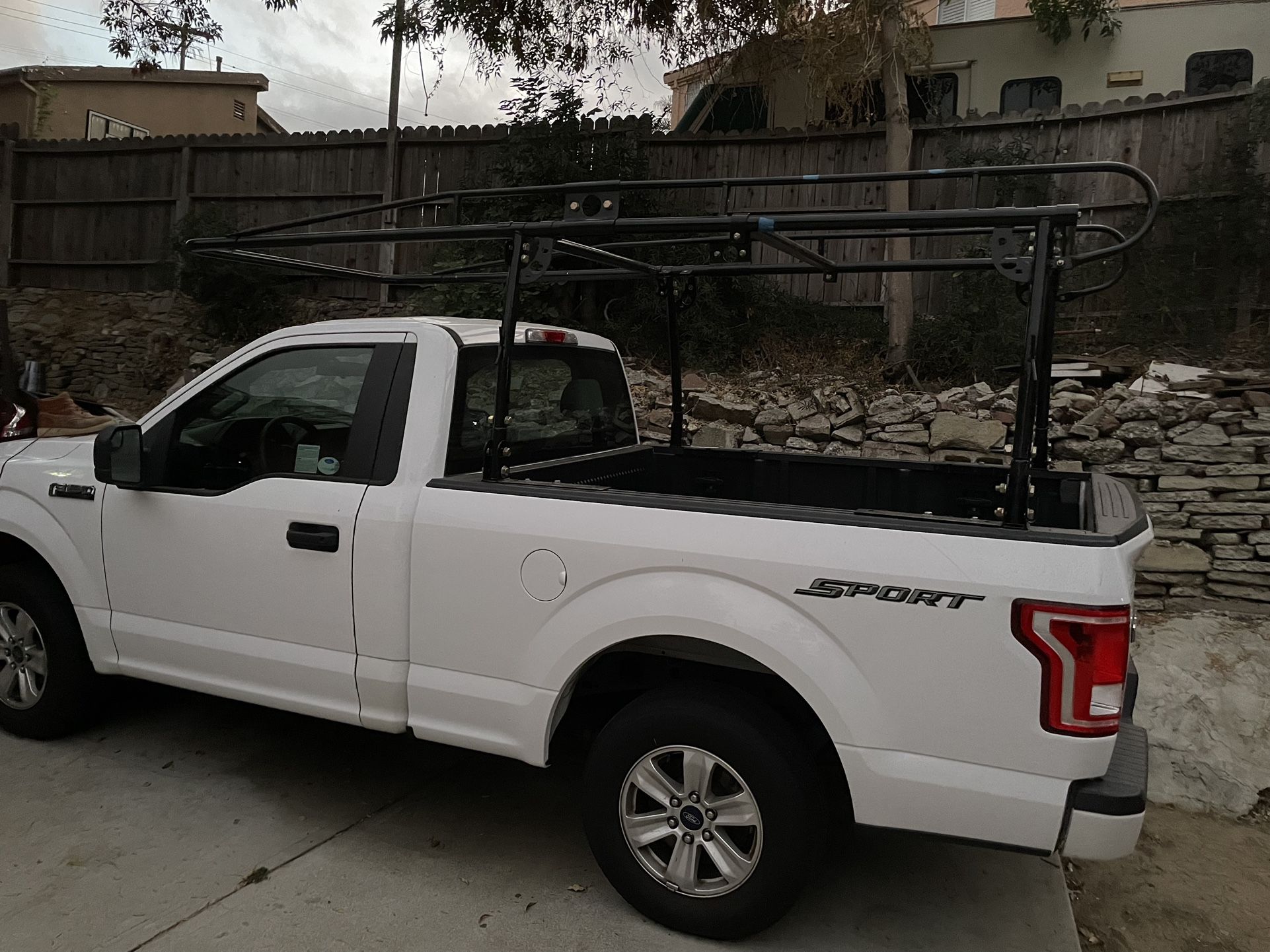 Full Size truck Rack for Sale in Rosemead, CA OfferUp