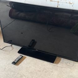 46” Seiki LCD TV W/remote