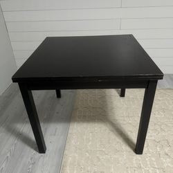 * FREE * Dining Table (Wood, Black)