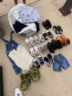 baby shoes and clothes