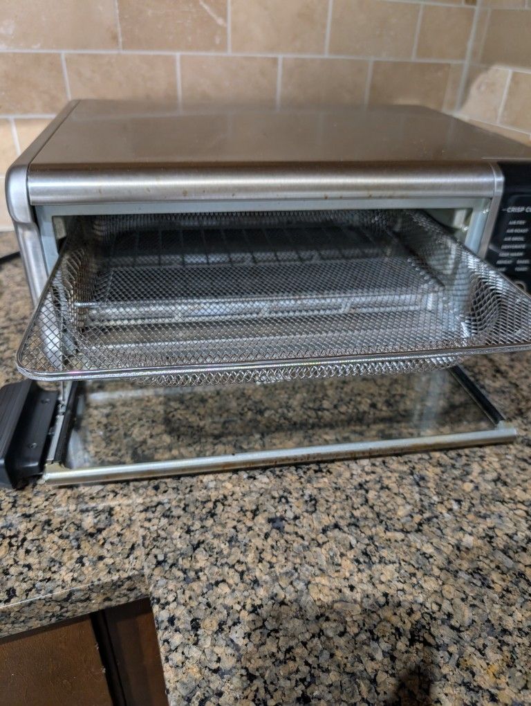 Ninja Flip Up Air Fryer With 8 Features