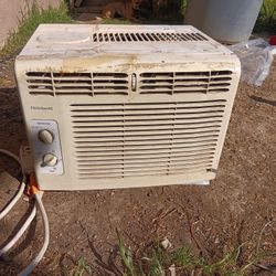 Frigidaire Window Air Conditioner
