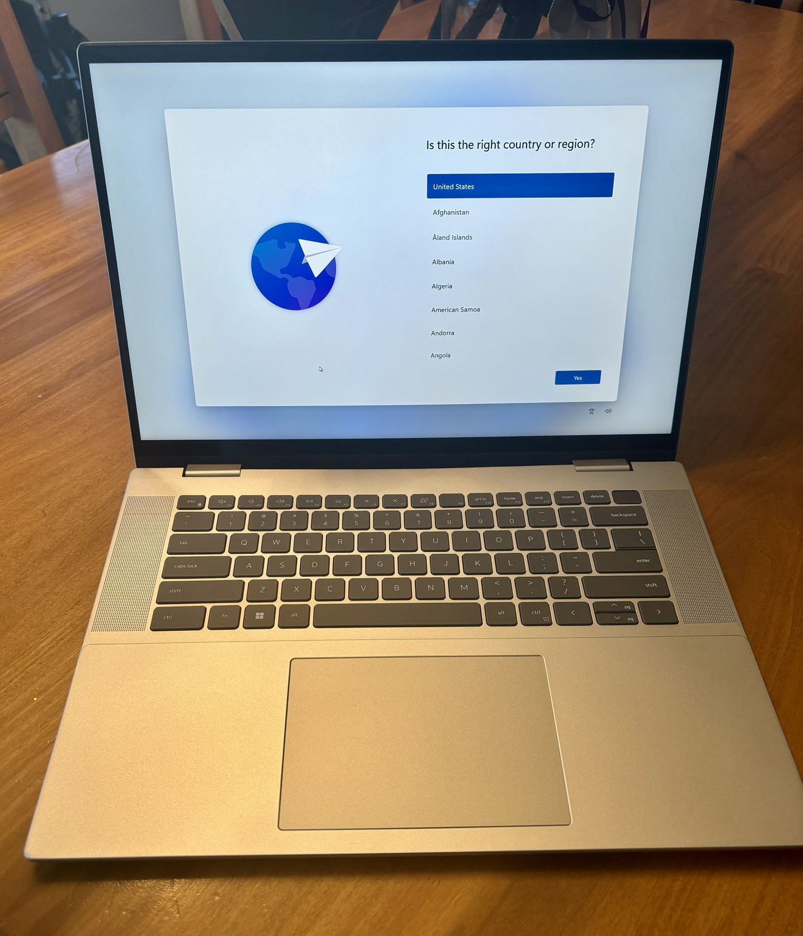 Dell Inspiron16.0 2in1Touch Laptop 16 GB Memory 1TB