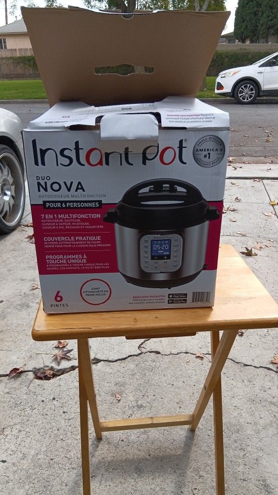 INSTA POT BRAND NEW $30 OBO