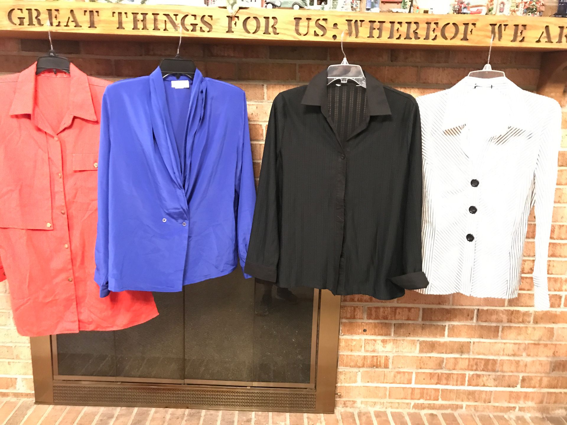 Large & extra large Xl long sleeve tops