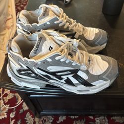 Balenciaga Runners