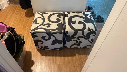 Set of 2 Cube Ottomans Black White Floral