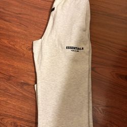 Light Oat Meal Essential Sweats  