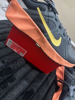 M Nike metro tek