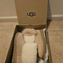 UGG BOOTS