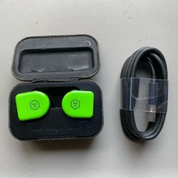 Master & Dynamic MW07 GO Wireless Earbuds 