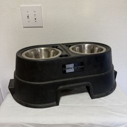 Raised Pet Feeder