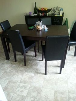 Dining room table