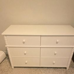Pottery Barn Kids Bed and Dresser Set