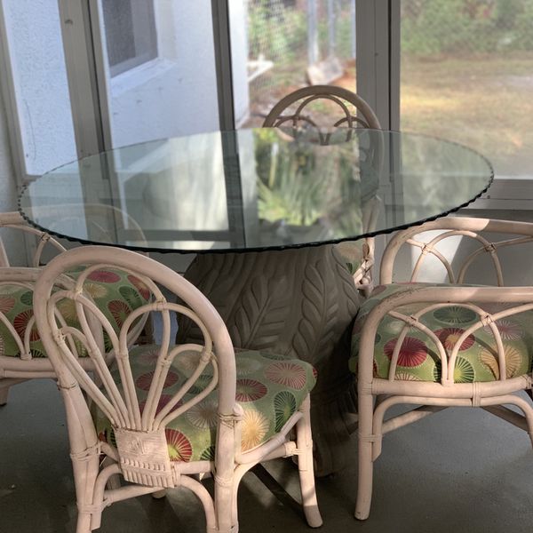 Beautiful Patio / Lanai Table & 4 Chairs Set for Sale in Port Charlotte ...