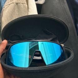 Oakley Sun Glasses 