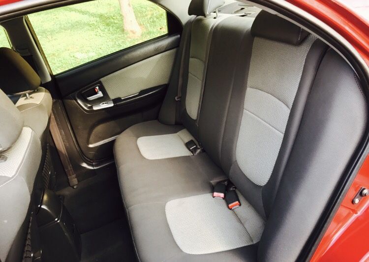 Only $2900 ! 2008 Kia SPECTRA ! Sports Wing : Alloy Rims : Great 1st Car
