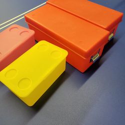 Plastic containers