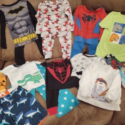 PENDING FREE Boys Size 3T/4T Clothing 