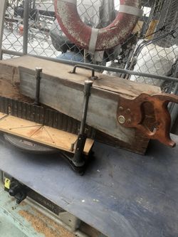 Stanley saw vintage whit box