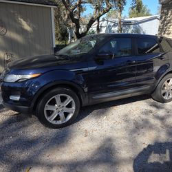 2015 Land Rover. Evoque