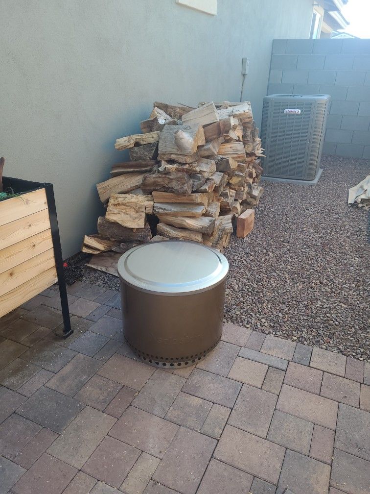 Stainless Steel SOLO STOVE Bonfire Model