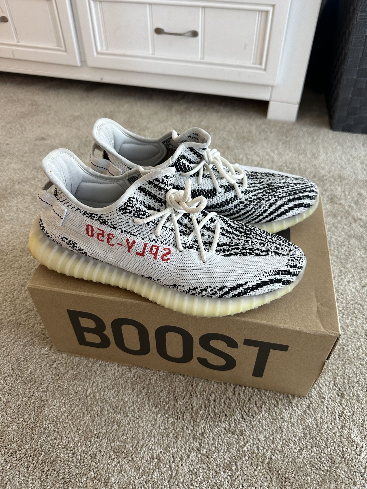 Adidas YEEZY BOOST 350 V2 Zebra 2017-2023