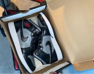 Jordan 1 Mid