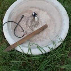 Fountain Topper⛲ Or Plant Garden Flowers💐 Planters $35.00 (Serious Buyers) cash Only 