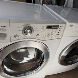 Washer & Dryer  & Pedestals