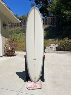 6’10” Arenal B68 mid length surfboard