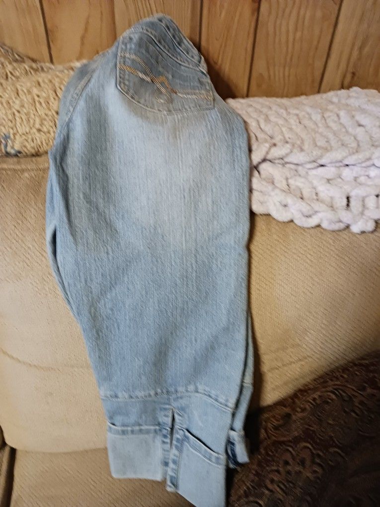 Size 4 Women's Capris 