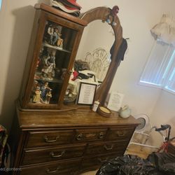 7 drawer dresser with mirror and cabinet