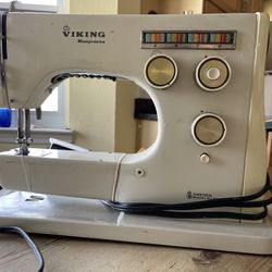 Viking Husqvarna Model 6020 Sewing Machine with Case 