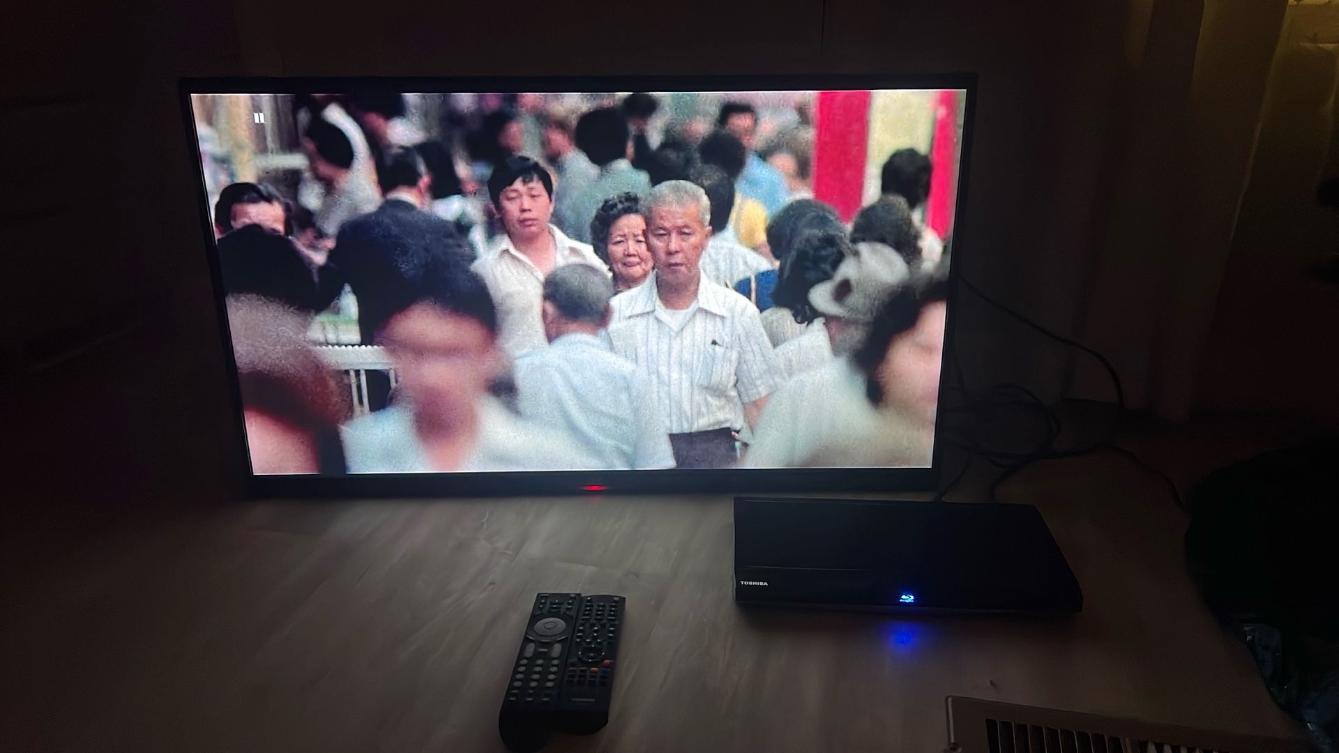 JVC TV Television 40” No Stand W/ Toshiba Blue Ray Player $70