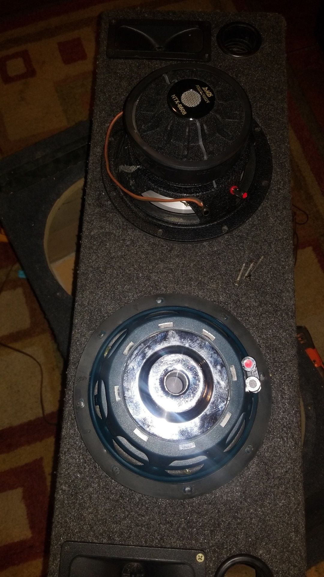 2 8 " subwoofers with box for jeep or third row seat small vehicle