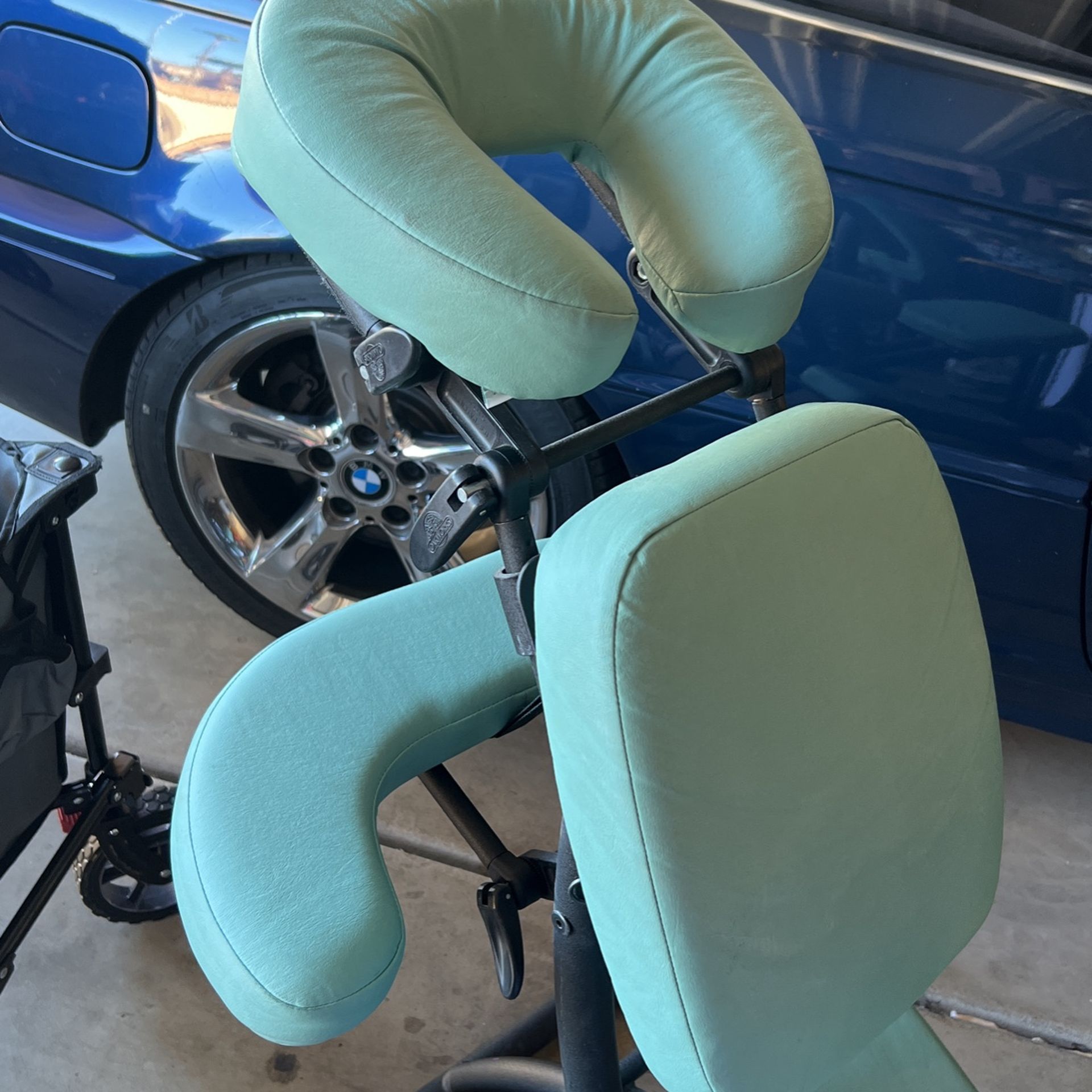 Massage Chair Like New