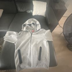 Nike Tech Hoodie Large Grey 