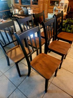 7 CHAIRS -FREE FREE FREE