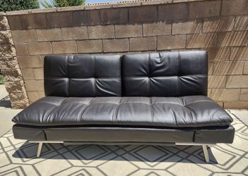 Ravenna Euro Lounger – Like New