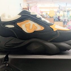 True Religion Black White Kids Size 1