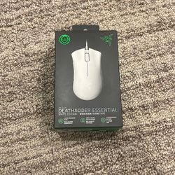 RAZER Deathadder Essential