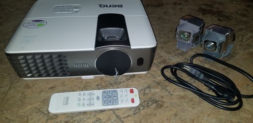 Benq Projector (MW721)