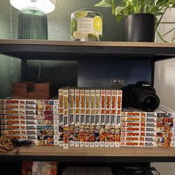 Naruto Manga Collection (Mint Cond.) 