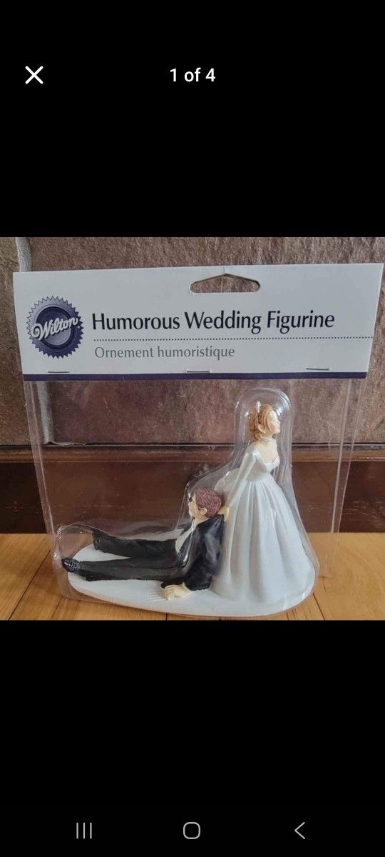 Bride and Groom cake topper