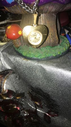 Sears Viktage Pendamt Hanging Watch Ith Silver Chain 