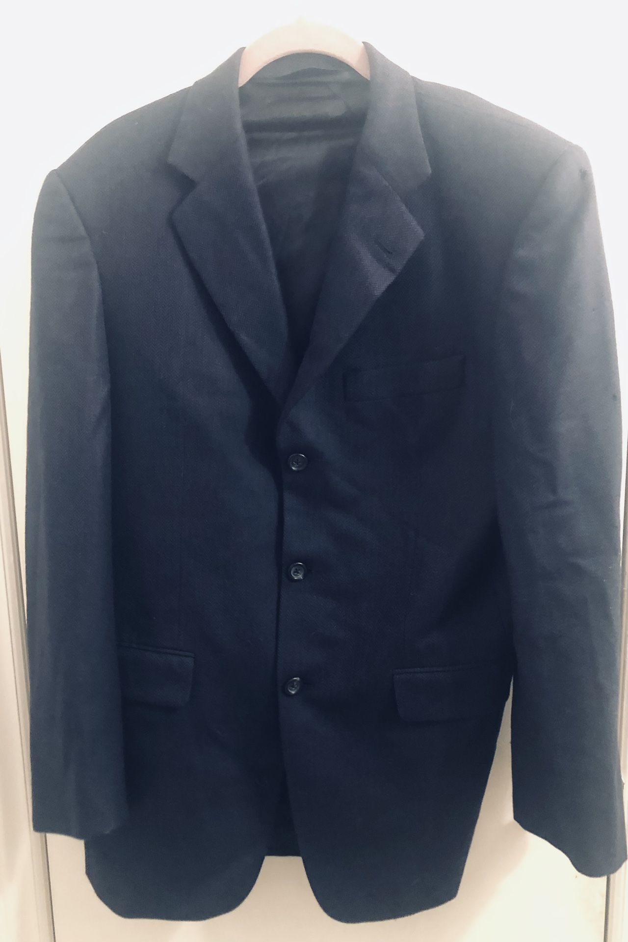 Vintage Burberry Navy Blue Sport Coat Jacket 100% Wool 38R Made In London. Last pic shows wear on lapel  
