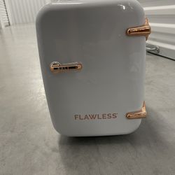 Mini Cosmetic Fridge 