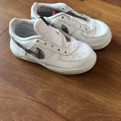 Nike Gucci Shoes Size 9