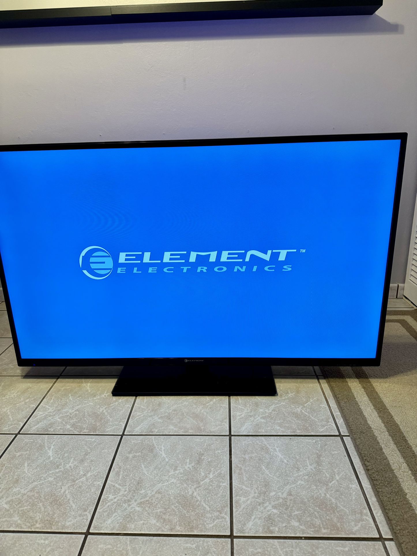 Element TV 58” 